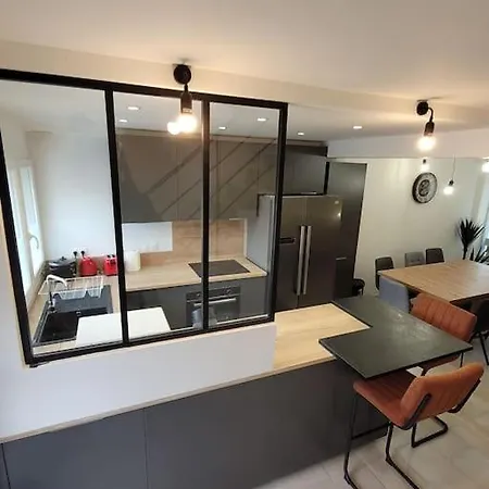 Magnifique Maison Proche Centre-ville/ Climatisee Villa